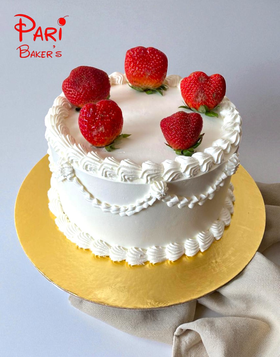 pb small anniversary cake 048 pb small anniversary cake 048